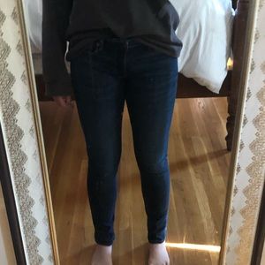 size 6 American Eagle dark wash jeans